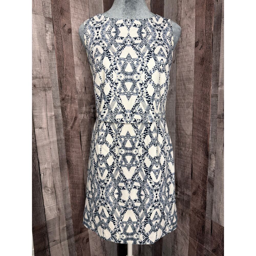 Banana Republic Mini Geometric Overlay Sleeveless Dress Blue White size 0 Petite
